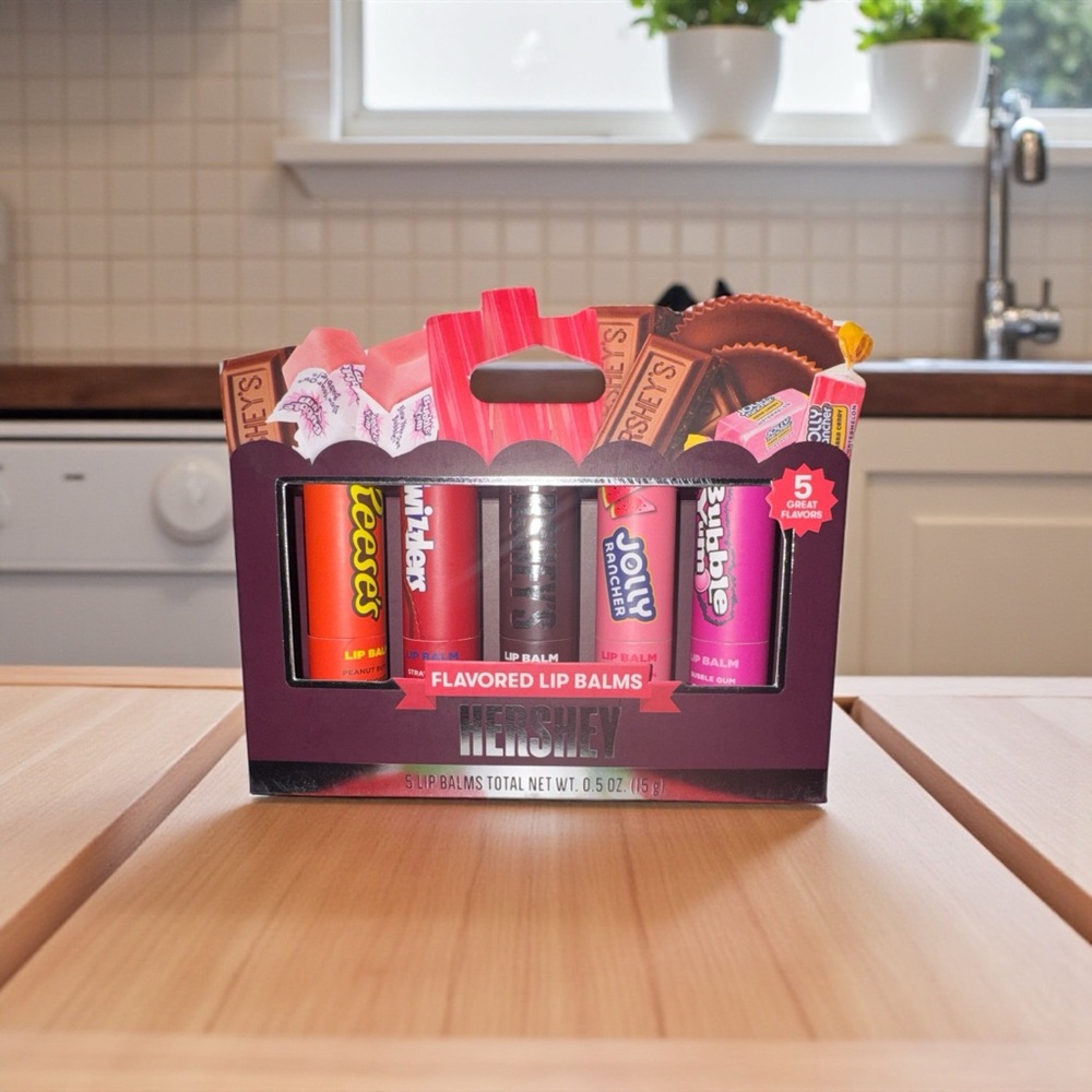 Hershey's Flavored Lip Balm Set NIB